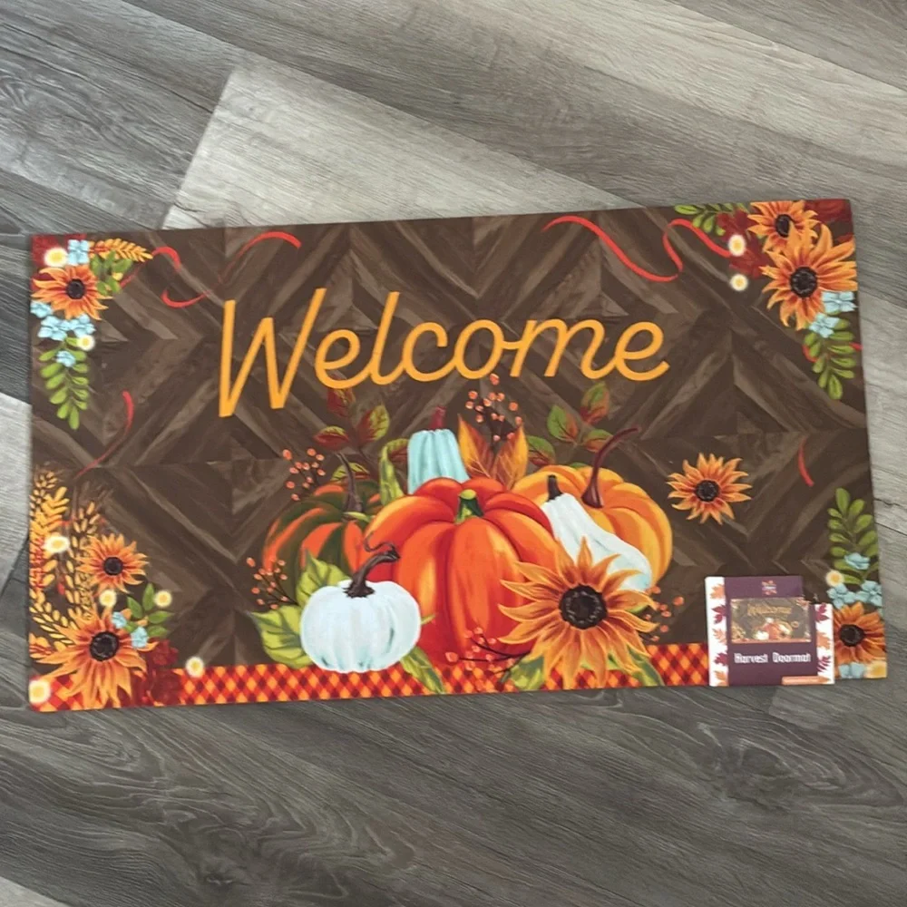 NWT- Fall Harvest- WELCOME Doormat with Pumpkins and Sunflowers- 16x28